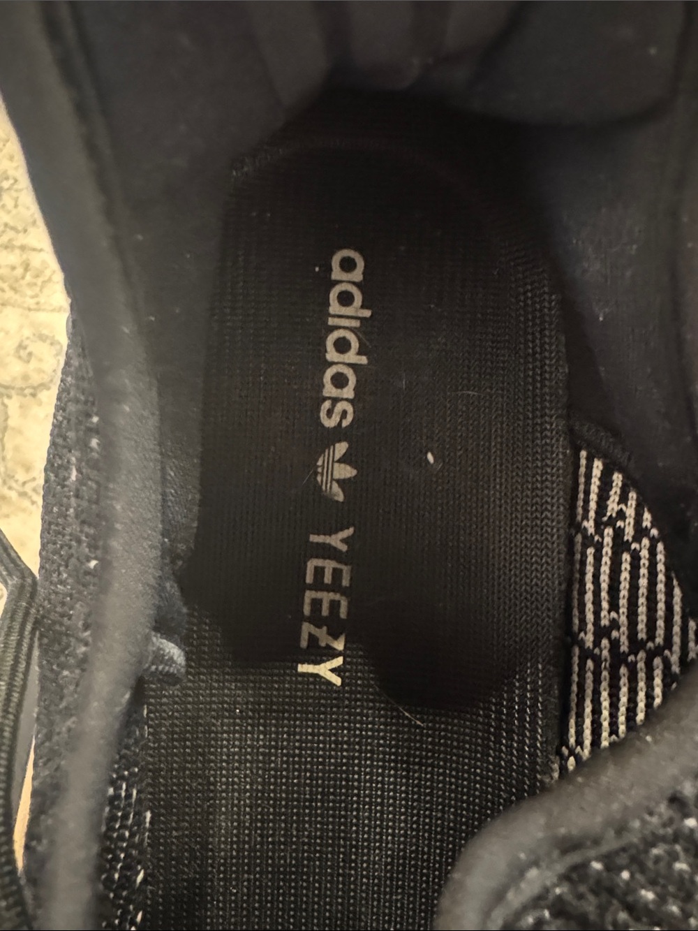 Adidas Yeezy Boost 350 V2 Oreo Sneakers - Picture 4 of 6